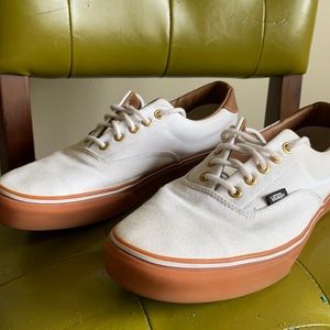 Vans- True White/Gumsole Era 59 Men’s Size 12